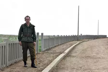 Ogród rodzinny. Przyjaciel - galeria zdjęć - filmweb