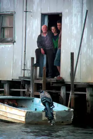 Oyster Farmer - galeria zdjęć - filmweb