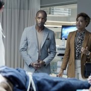 Transplant - galeria zdjęć - filmweb