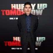 Hurry Up Tomorrow - galeria zdjęć - filmweb