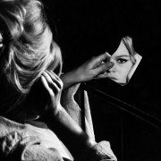 Prawda - galeria zdjęć - filmweb
