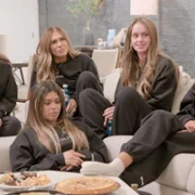 The Secret Lives of Mormon Wives - galeria zdjęć - filmweb