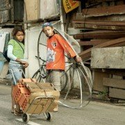 All the Invisible Children - galeria zdjęć - filmweb