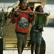 All the Invisible Children - galeria zdjęć - filmweb