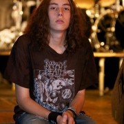 Skins - galeria zdjęć - filmweb