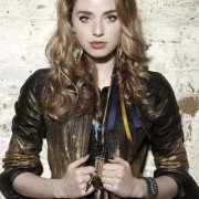 Skins - galeria zdjęć - filmweb