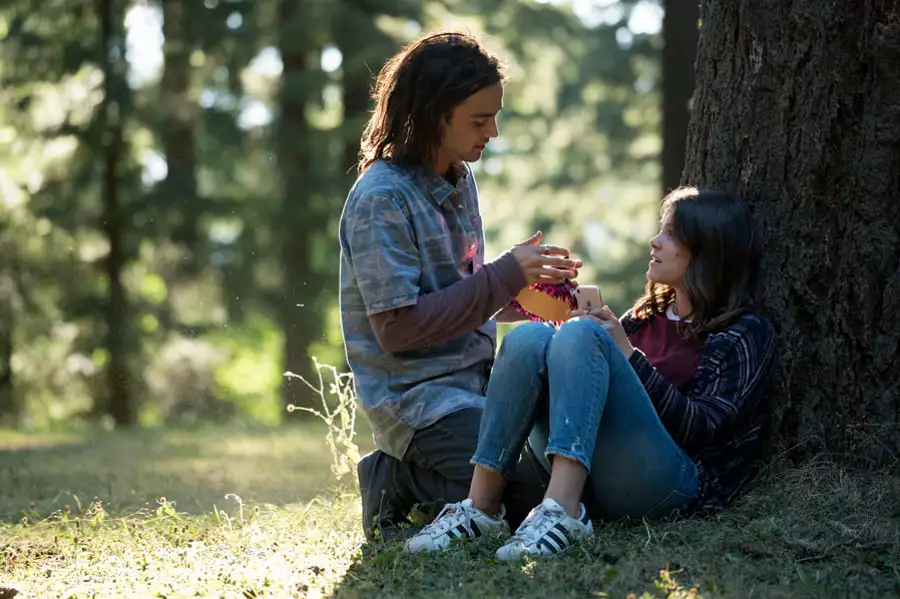 Tu i teraz - galeria zdjęć - filmweb