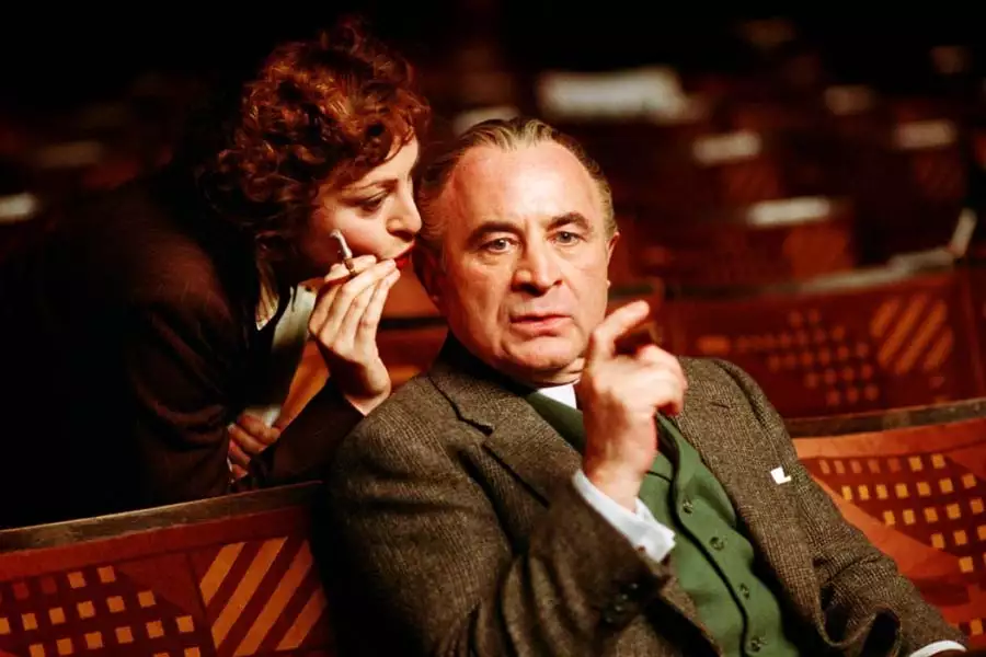 Pani Henderson - galeria zdjęć - filmweb