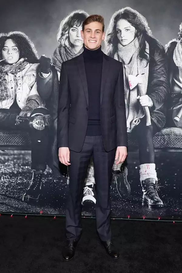 Czarne święta - galeria zdjęć - filmweb