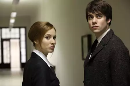 Gorejący krzew - galeria zdjęć - filmweb