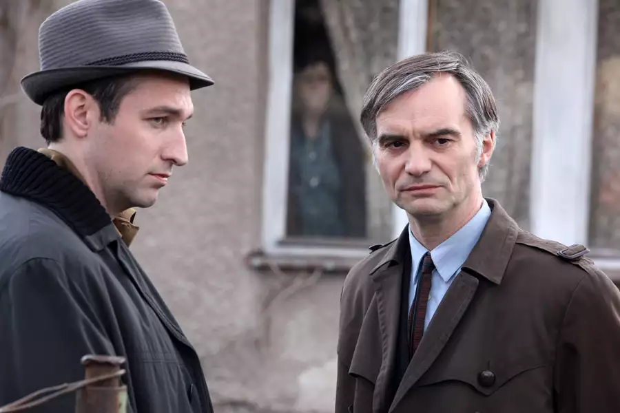 Gorejący krzew - galeria zdjęć - filmweb