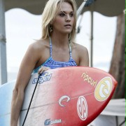 Surferka z charakterem - galeria zdjęć - filmweb