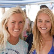 Surferka z charakterem - galeria zdjęć - filmweb