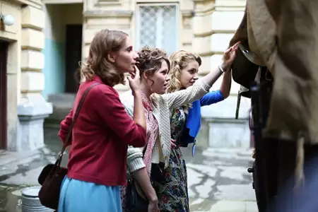 Wojenne dziewczyny - galeria zdjęć - filmweb
