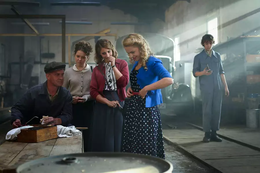 Wojenne dziewczyny - galeria zdjęć - filmweb