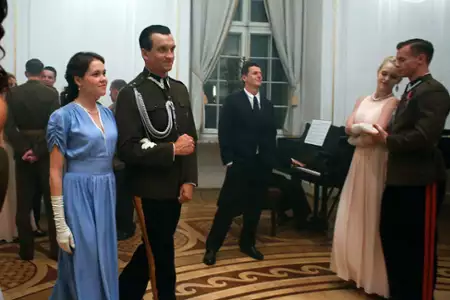 Wojenne dziewczyny - galeria zdjęć - filmweb