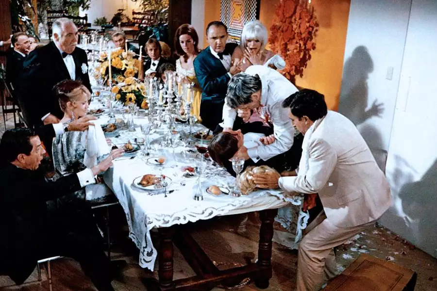 Przyjęcie - galeria zdjęć - filmweb