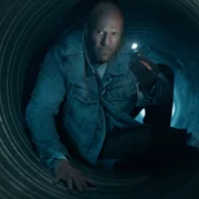 Mutiny - galeria zdjęć - filmweb
