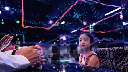 Left-Handed Girl. To była ręka&hellip; diabła! - galeria zdjęć - filmweb