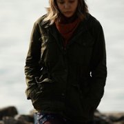 Silent House - galeria zdjęć - filmweb