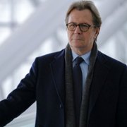 Crisis - galeria zdjęć - filmweb