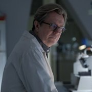 Crisis - galeria zdjęć - filmweb