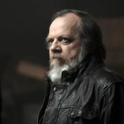 Crisis - galeria zdjęć - filmweb