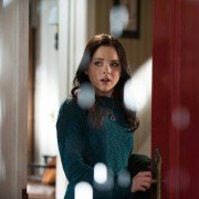 Save Me - galeria zdjęć - filmweb