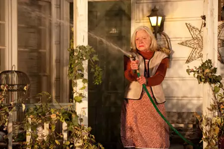 Save Me - galeria zdjęć - filmweb