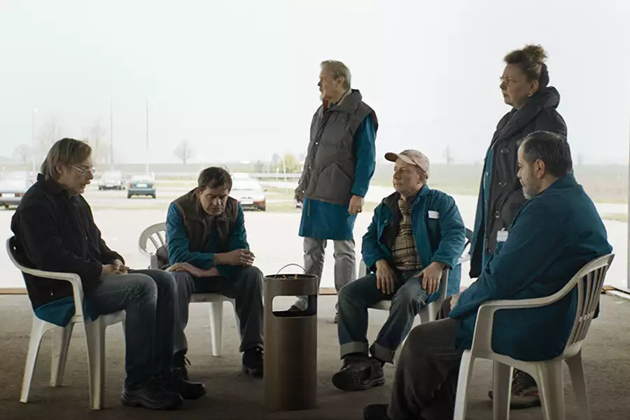 Walc w alejkach - galeria zdjęć - filmweb