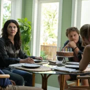 Reminders of Him. Cząstka Ciebie, kt&oacute;rą znam - galeria zdjęć - filmweb