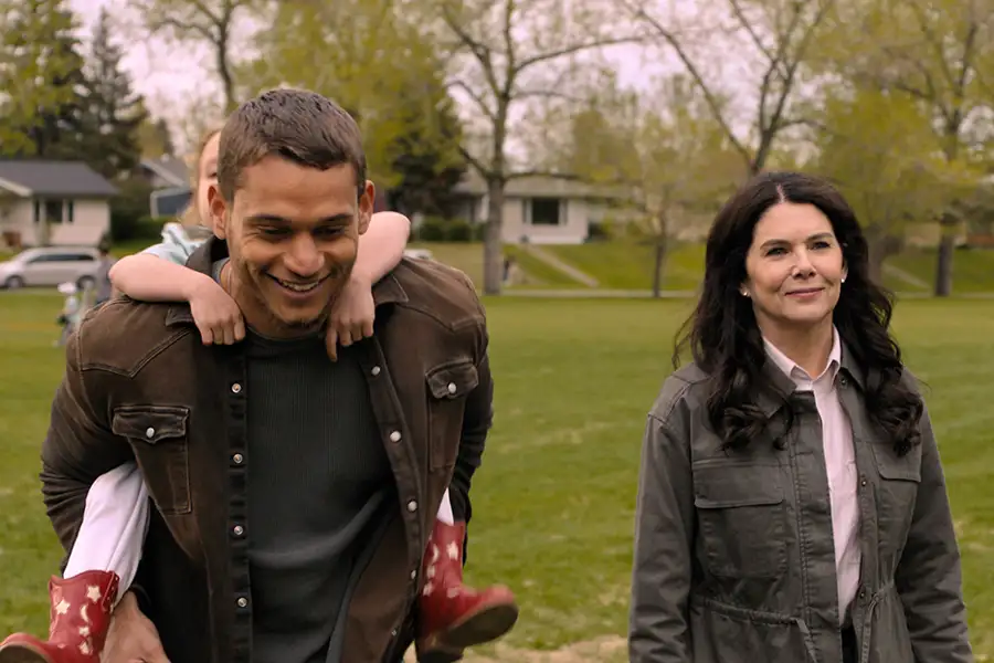 Reminders of Him. Cząstka Ciebie, kt&oacute;rą znam - galeria zdjęć - filmweb