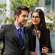 Bewakoofiyaan - galeria zdjęć - filmweb