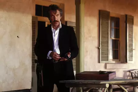 Quigley na Antypodach - galeria zdjęć - filmweb