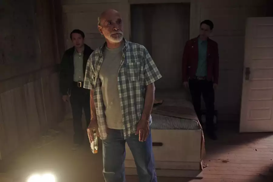 Holistyczna agencja detektywistyczna Dirka Gently'ego - galeria zdjęć - filmweb