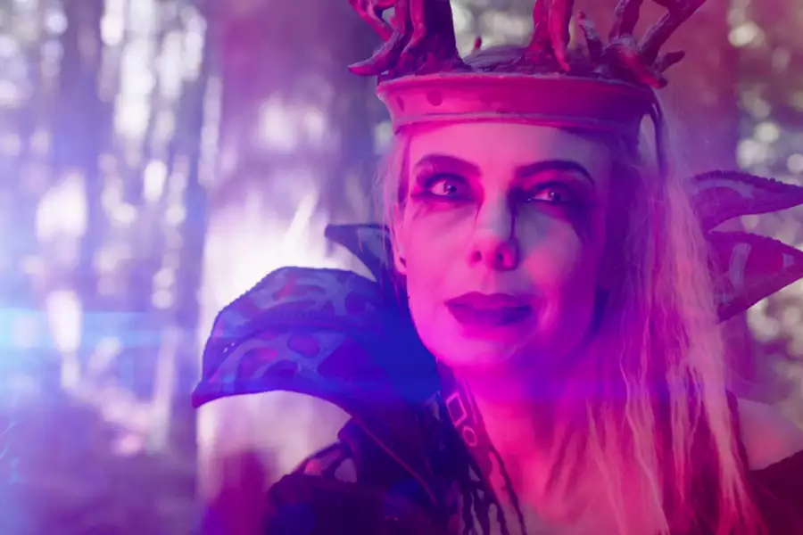 Holistyczna agencja detektywistyczna Dirka Gently'ego - galeria zdjęć - filmweb