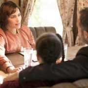 Somewhere Between - galeria zdjęć - filmweb