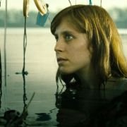 Tajemnica dziewczyny znad jeziora - galeria zdjęć - filmweb