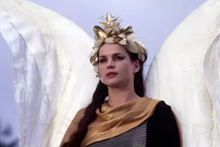 Niezłomne - galeria zdjęć - filmweb