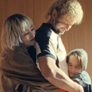 Hot Spot - galeria zdjęć - filmweb