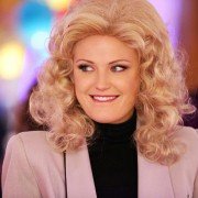Trophy Wife - galeria zdjęć - filmweb