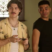 Adults - galeria zdjęć - filmweb