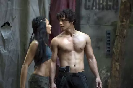 The 100 - galeria zdjęć - filmweb