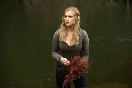 The 100 - galeria zdjęć - filmweb
