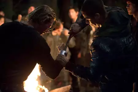 The 100 - galeria zdjęć - filmweb