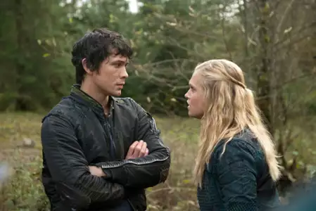 The 100 - galeria zdjęć - filmweb