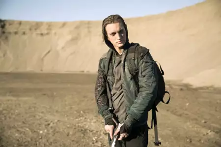 The 100 - galeria zdjęć - filmweb