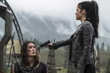 The 100 - galeria zdjęć - filmweb