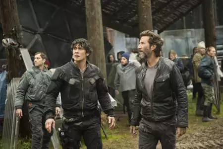 The 100 - galeria zdjęć - filmweb