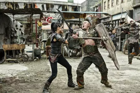 The 100 - galeria zdjęć - filmweb